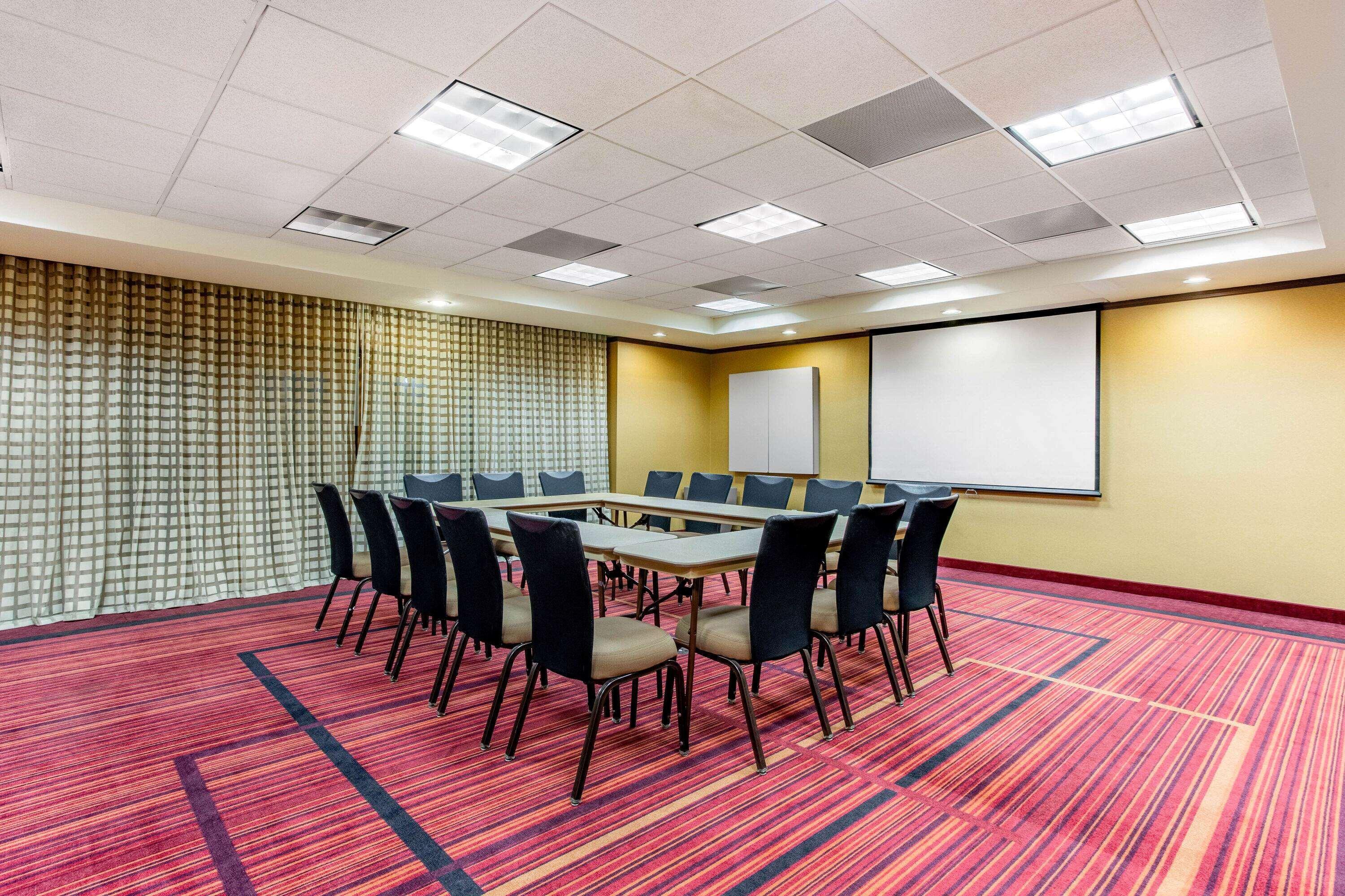 La Quinta By Wyndham Raleigh/Durham Southpoint Hotell Exteriör bild
