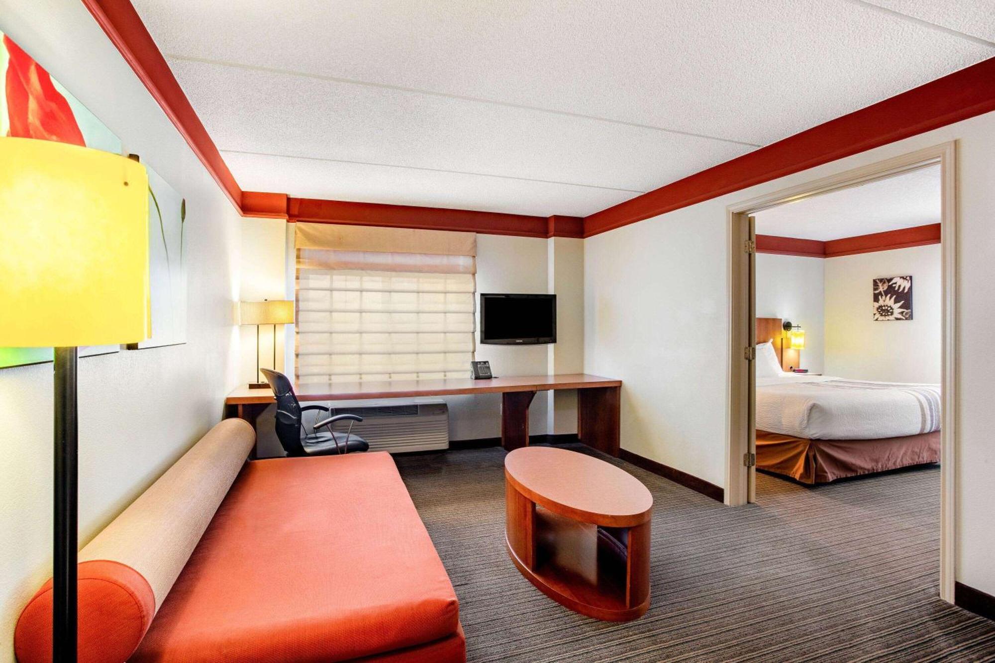 La Quinta By Wyndham Raleigh/Durham Southpoint Hotell Exteriör bild